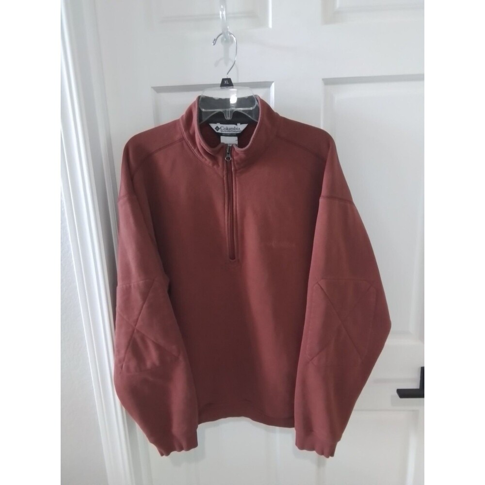 MEN'S COLUMBIA RED PULLOVER. SIZE LG.
